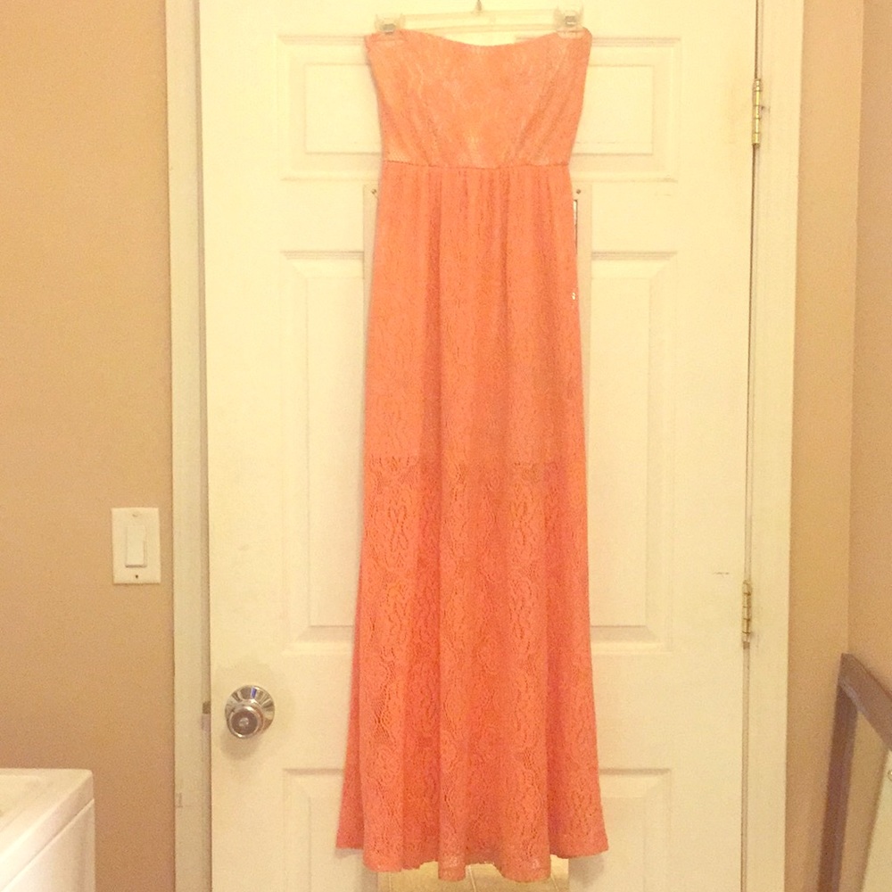 Beautiful peach lace maxi dress